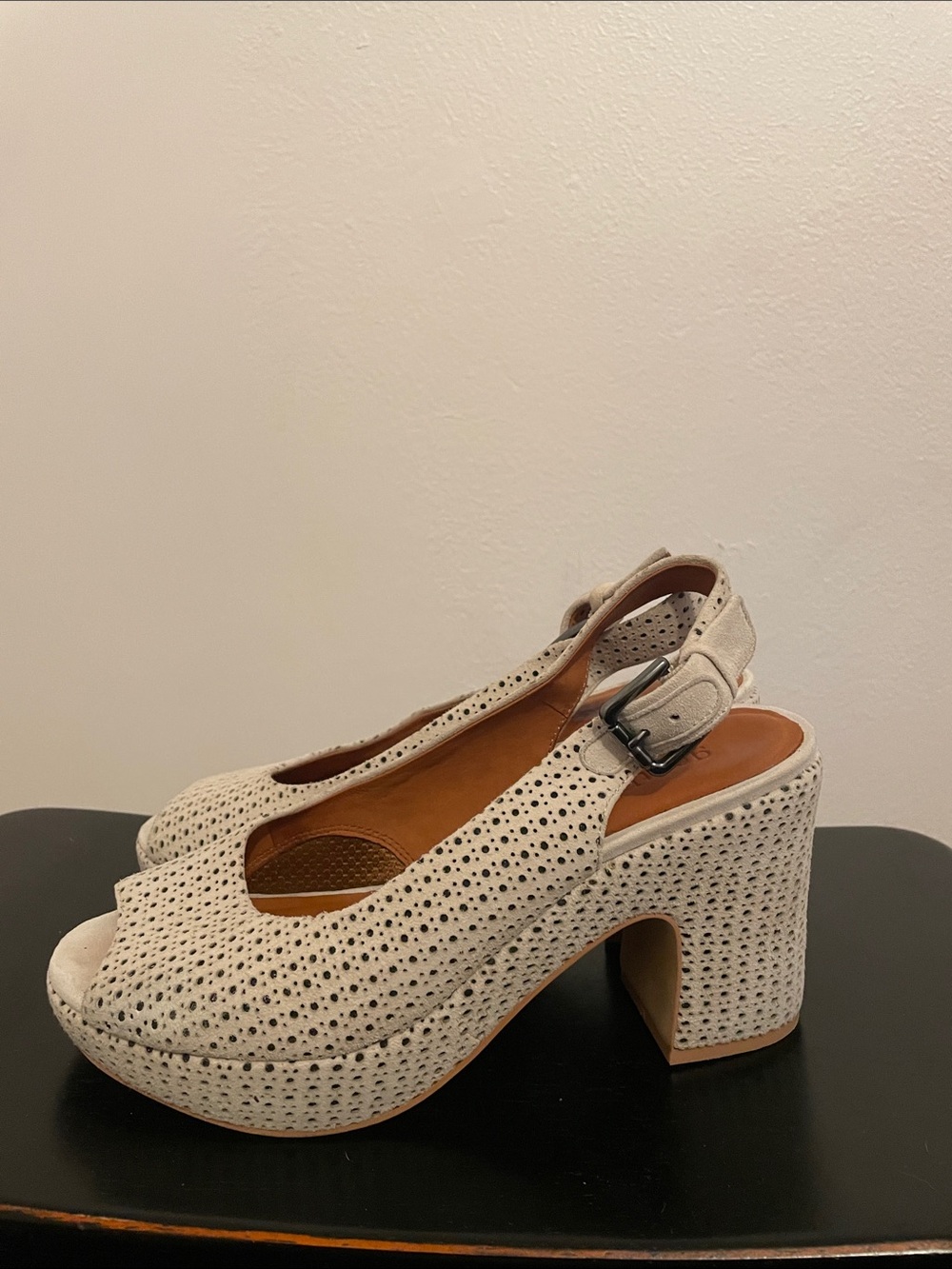 gentle souls by Kenneth Cole Peep-Toe Slingback Block Heels